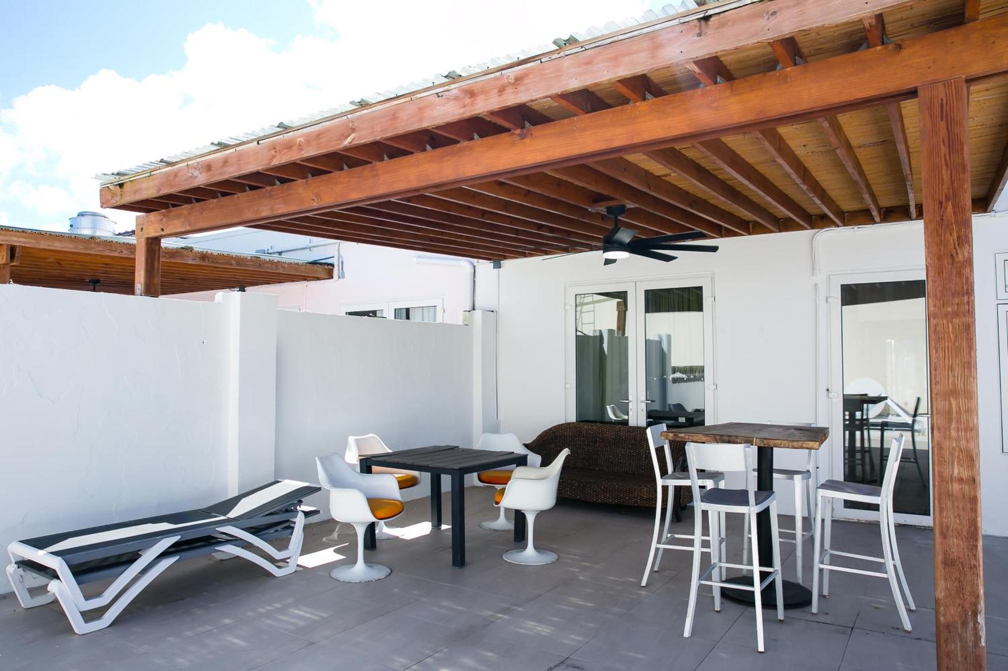 N1 Condos San Juan Exterior photo